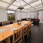 Modern Laegenhet Med Villakaensla Appartement