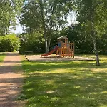 Apartamento Modern Laegenhet Med Villakaensla Mariehamn