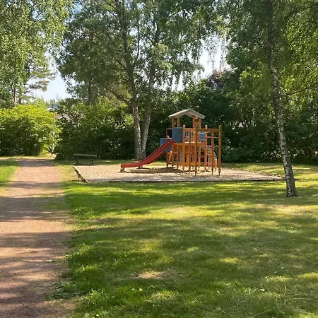 Apartment Modern Laegenhet Med Villakaensla Mariehamn