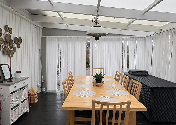 Apartman Modern Laegenhet Med Villakaensla Mariehamn