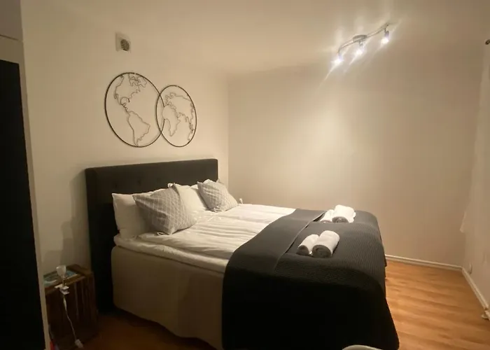 Modern Laegenhet Med Villakaensla Apartment *