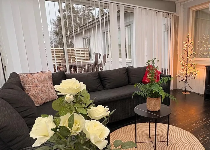 Modern Laegenhet Med Villakaensla Apartman Mariehamn