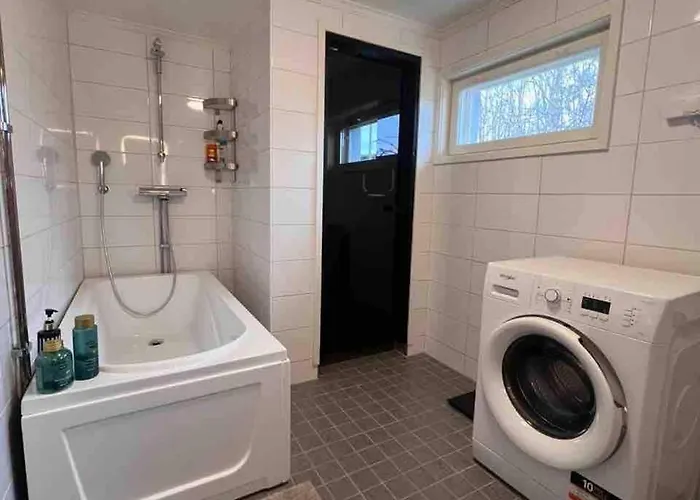 Modern Laegenhet Med Villakaensla